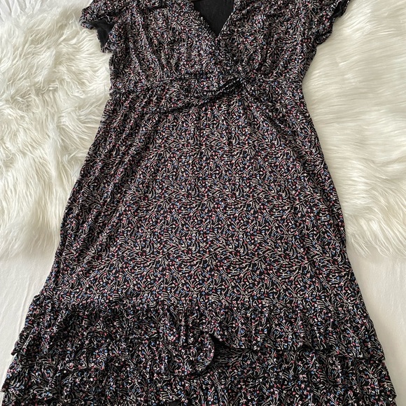 Ditsy Floral • Ruffle Dress - Picture 9 of 10